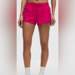 Lululemon Athletica NWT 2.5” Hotty Hot Short